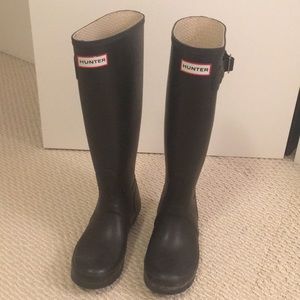 Black Hunter Boots